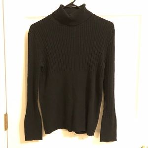 Axcess Women’s Large Ribbed Turtleneck, Black. Very lightly worn!